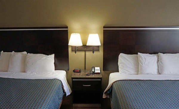 Hawthorne Plaza Inn Near LAX image 10